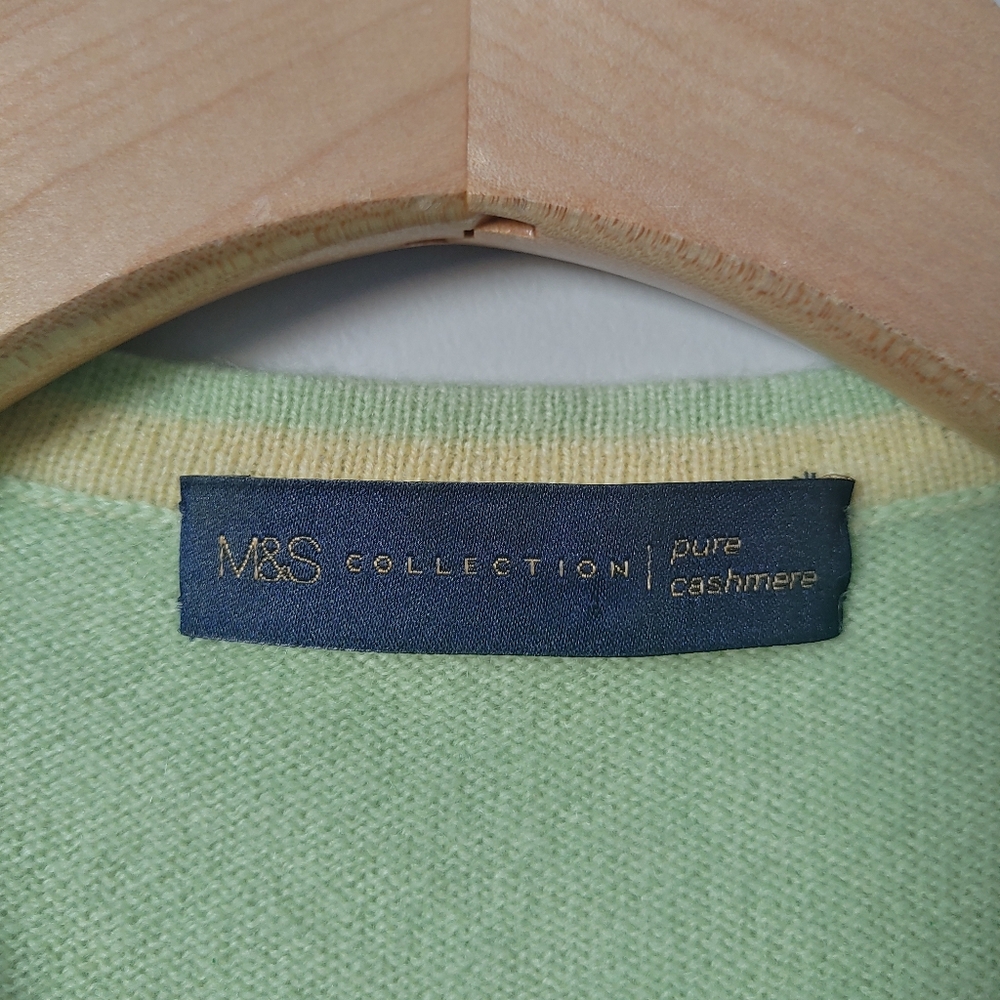 Marks & Spencer Crewneck Cashmere Cardigan Size Medium Green - Picture 16 of 16
